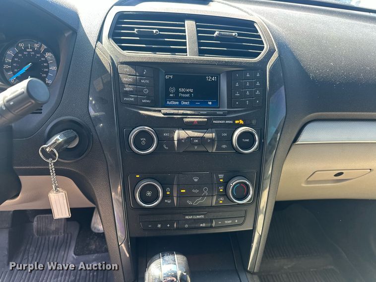 image for item DW5099 2018 Ford Explorer SUV