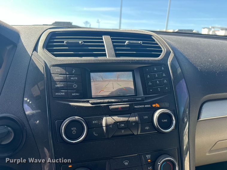 image for item DW5099 2018 Ford Explorer SUV