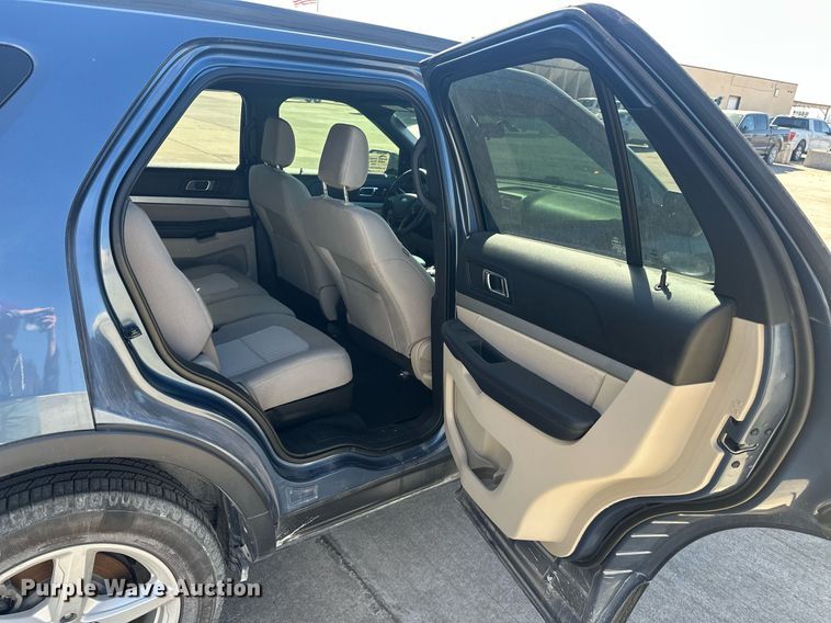 image for item DW5099 2018 Ford Explorer SUV