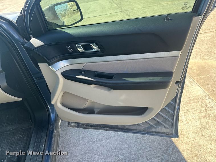 image for item DW5099 2018 Ford Explorer SUV