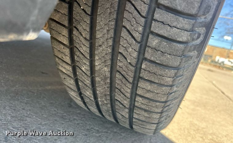 image for item DW5099 2018 Ford Explorer SUV