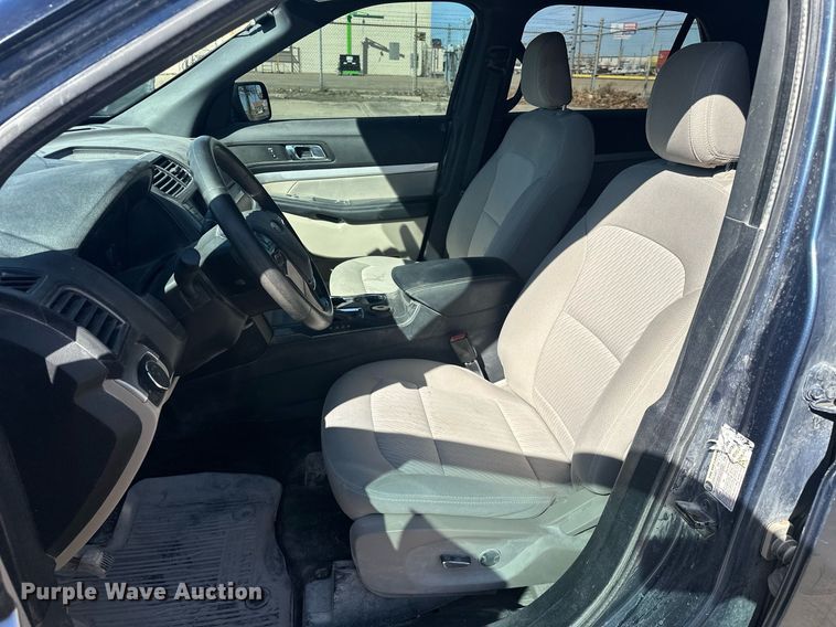 image for item DW5100 2018 Ford Explorer SUV