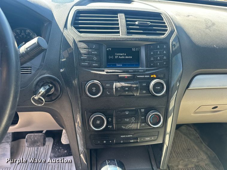 image for item DW5100 2018 Ford Explorer SUV