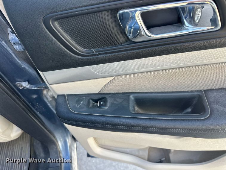 image for item DW5100 2018 Ford Explorer SUV