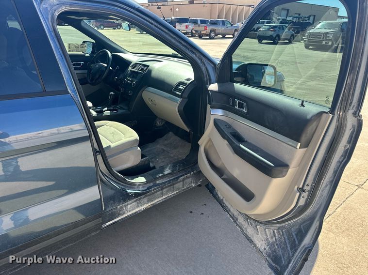 image for item DW5100 2018 Ford Explorer SUV