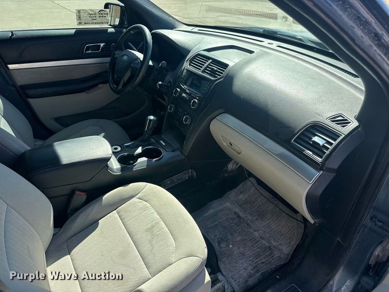 image for item DW5100 2018 Ford Explorer SUV