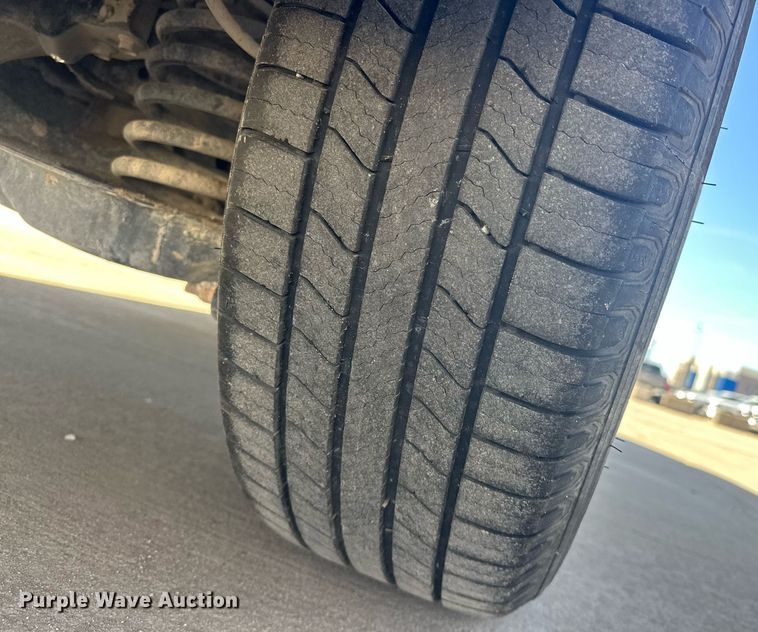 image for item DW5100 2018 Ford Explorer SUV