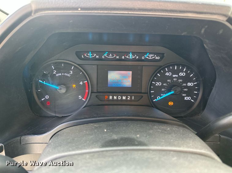 image for item DW5106 2019 Ford F550 Super Duty truck cab and chassis