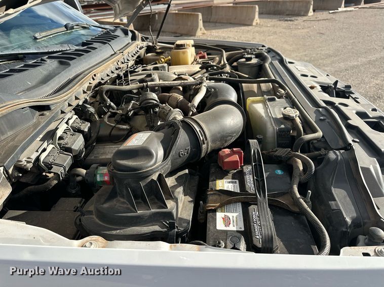 image for item DW5106 2019 Ford F550 Super Duty truck cab and chassis