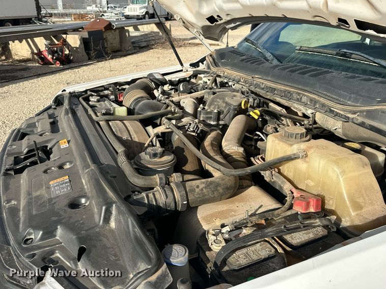 image for item DW5106 2019 Ford F550 Super Duty truck cab and chassis