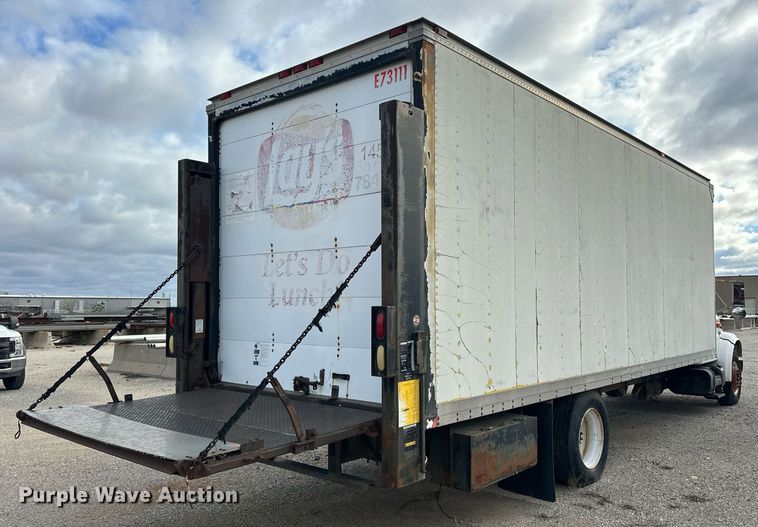 image for item DW5107 1998 International 4700 4X2 box truck