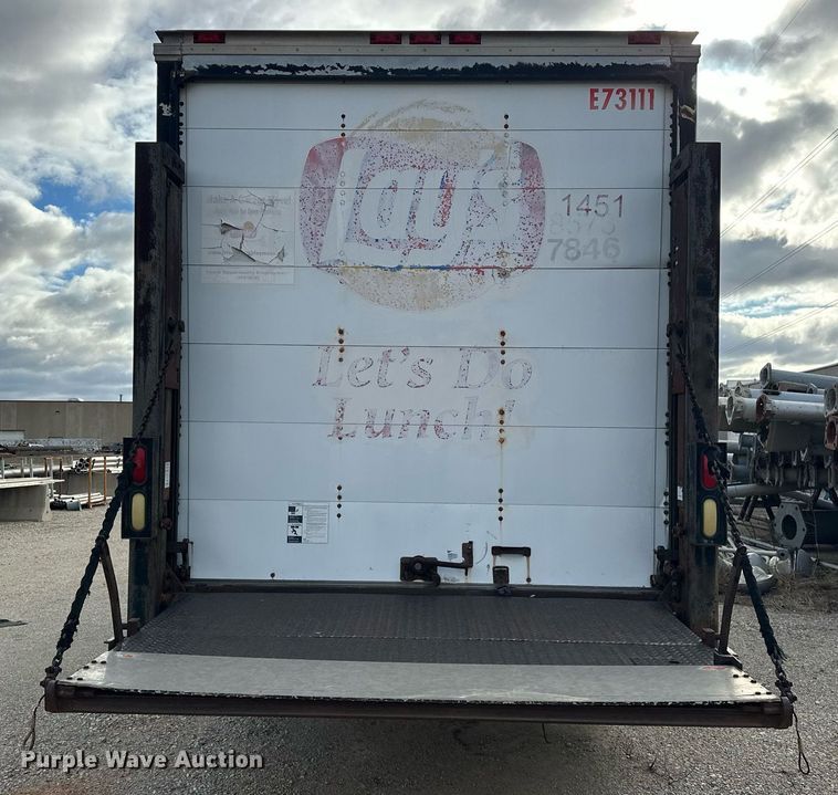 image for item DW5107 1998 International 4700 4X2 box truck