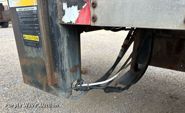 image for item DW5107 1998 International 4700 4X2 box truck