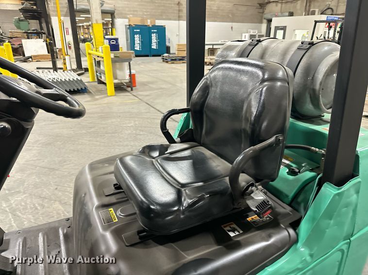 image for item DW5108 Mitsubishi FGC25N forklift