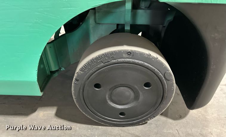 image for item DW5108 Mitsubishi FGC25N forklift