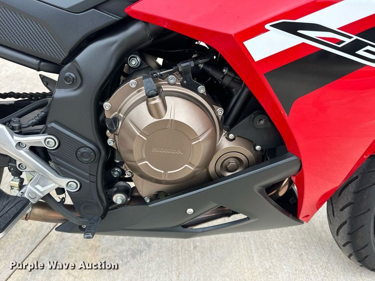 image for item DW5113 2016 Honda CBR 500R motorcycle