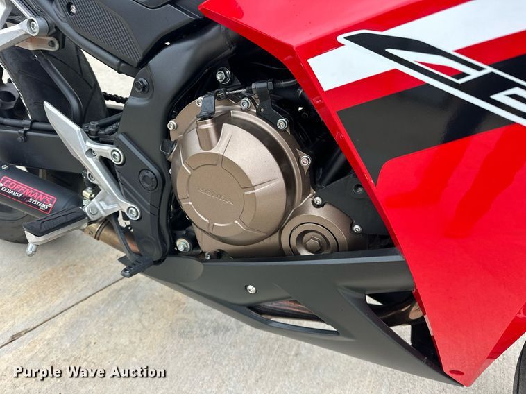 image for item DW5113 2016 Honda CBR 500R motorcycle