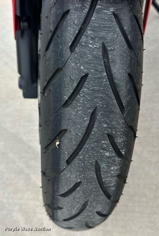 image for item DW5113 2016 Honda CBR 500R motorcycle