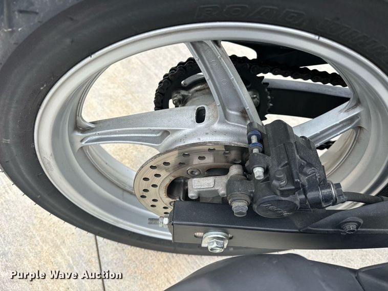 image for item DW5114 2011 Honda CBR250R motorcycle