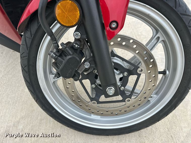 image for item DW5114 2011 Honda CBR250R motorcycle