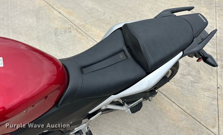 image for item DW5114 2011 Honda CBR250R motorcycle