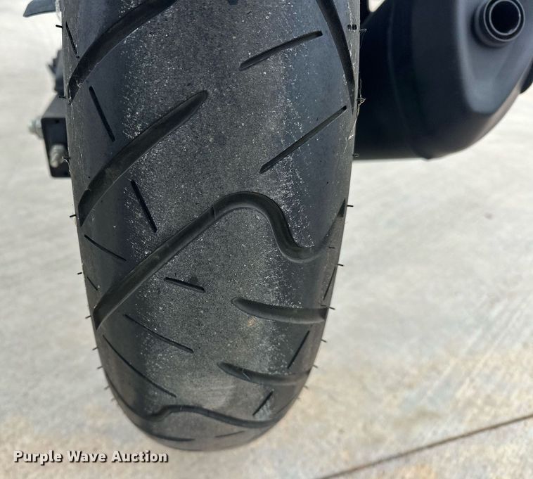 image for item DW5114 2011 Honda CBR250R motorcycle