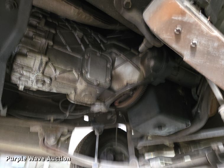 image for item DW8517 1995 Ford F450 Super Duty utility / service truck