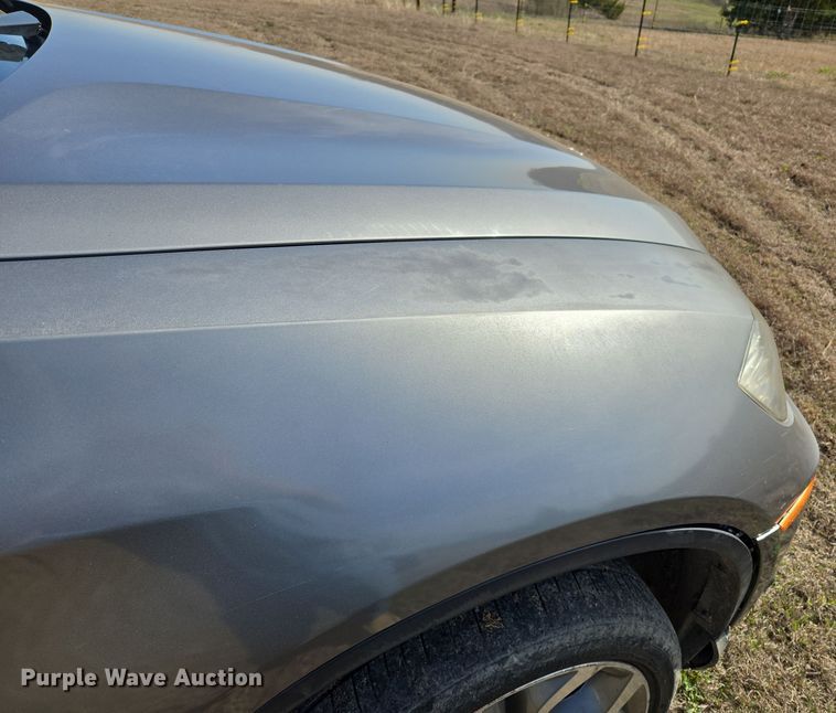 image for item DW8560 2014 BMW X6 SUV