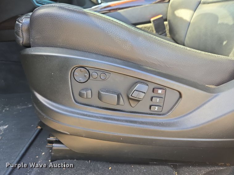 image for item DW8560 2014 BMW X6 SUV