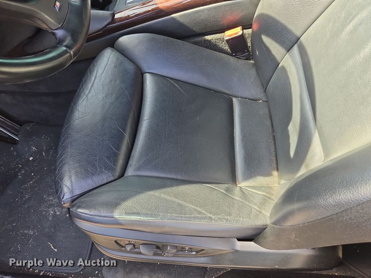 image for item DW8560 2014 BMW X6 SUV