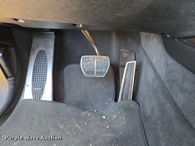 image for item DW8560 2014 BMW X6 SUV