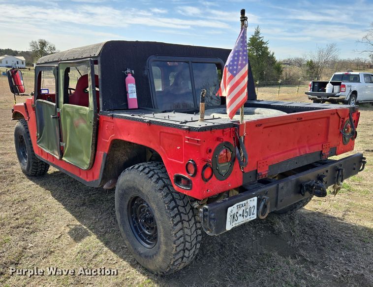 image for item DW8561 2006 Am General M1097R1 HMMWV SUV