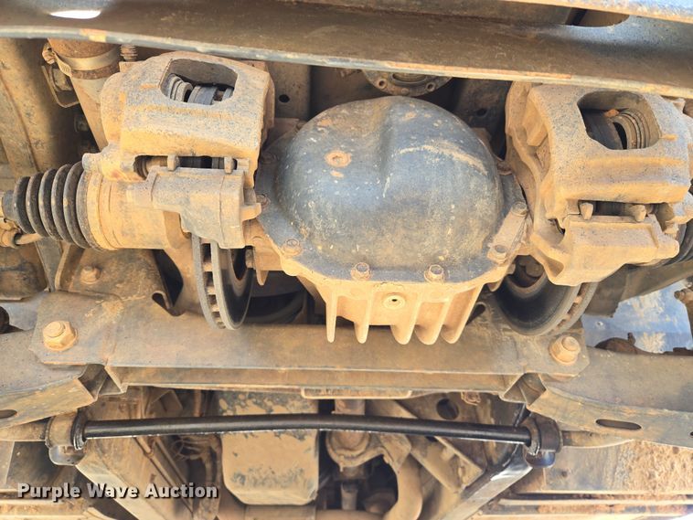 image for item DW8561 2006 Am General M1097R1 HMMWV SUV