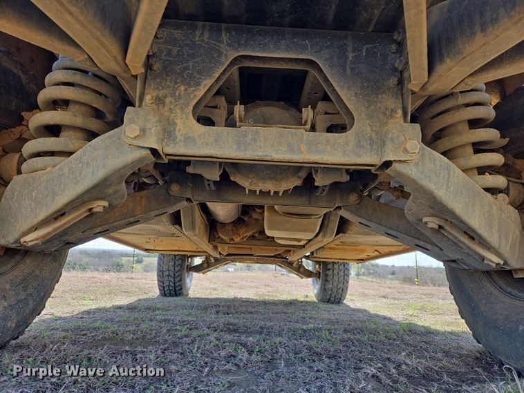 image for item DW8561 2006 Am General M1097R1 HMMWV SUV