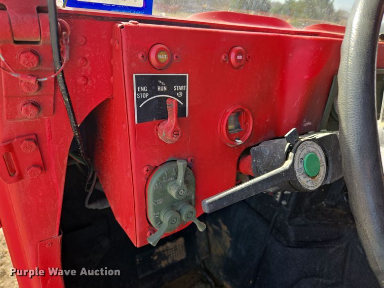 image for item DW8561 2006 Am General M1097R1 HMMWV SUV