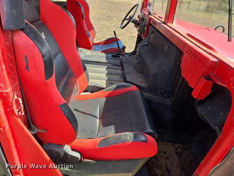 image for item DW8561 2006 Am General M1097R1 HMMWV SUV