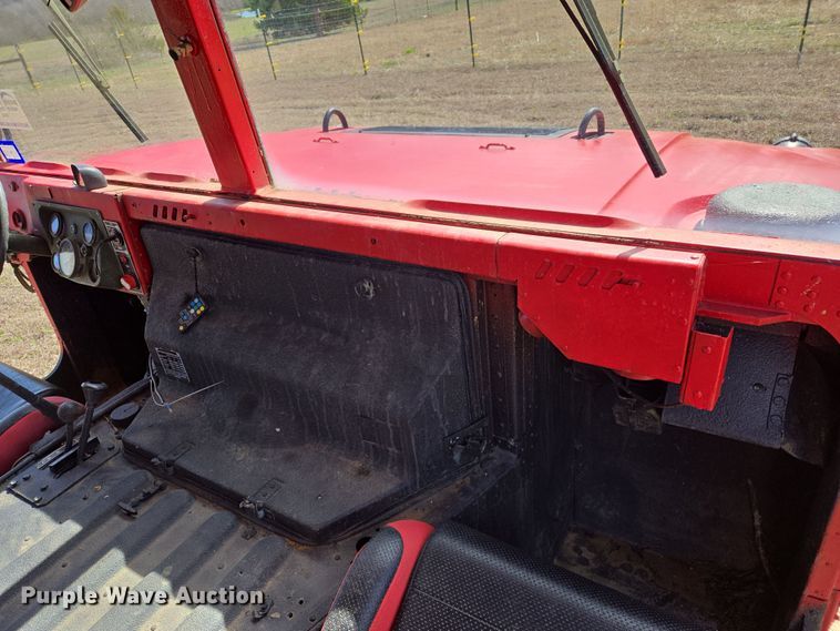 image for item DW8561 2006 Am General M1097R1 HMMWV SUV