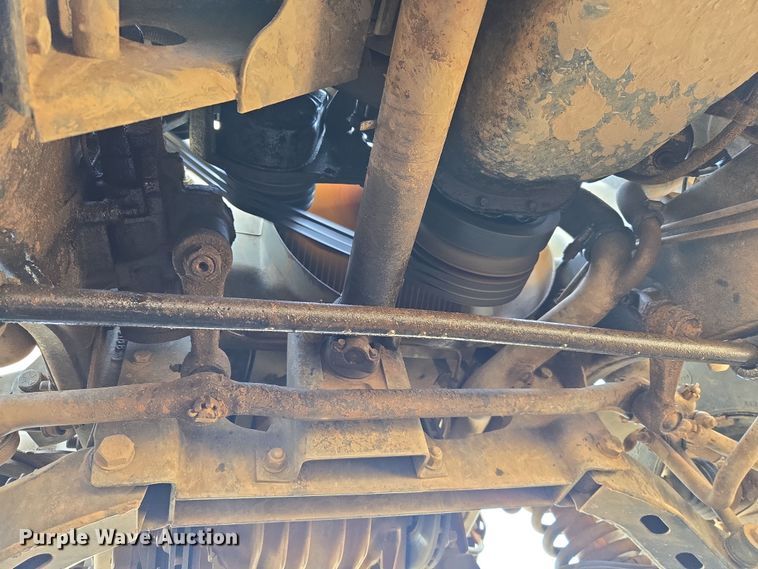 image for item DW8561 2006 Am General M1097R1 HMMWV SUV