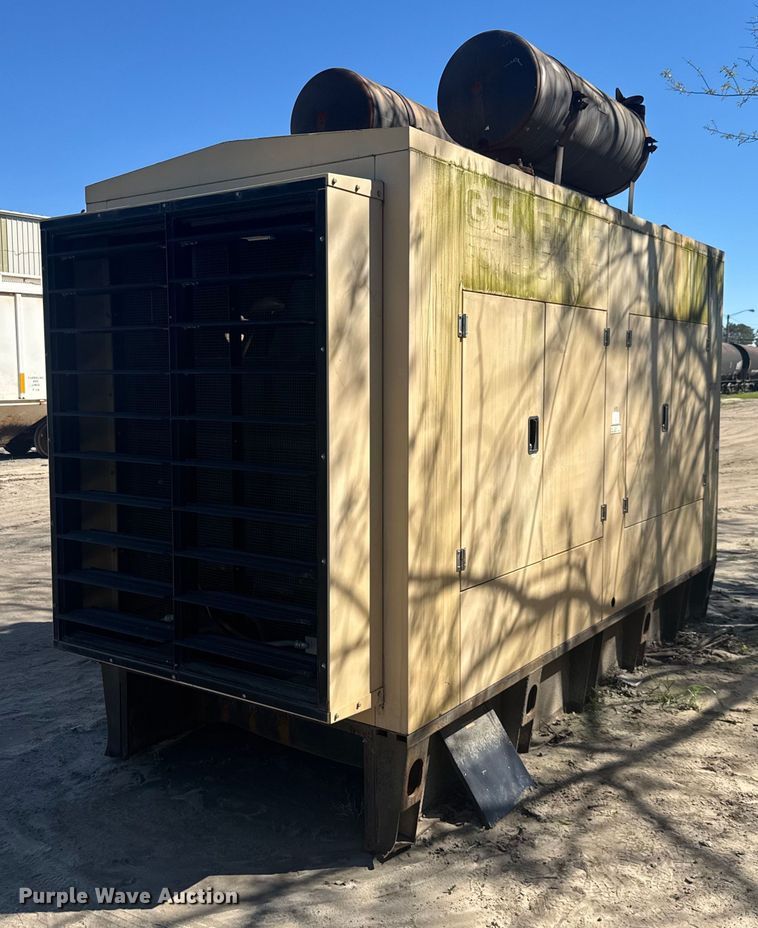 image for item EC3508 2003 Generac Power Systems Douele generator
