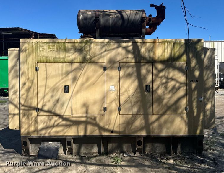 image for item EC3508 2003 Generac Power Systems Douele generator