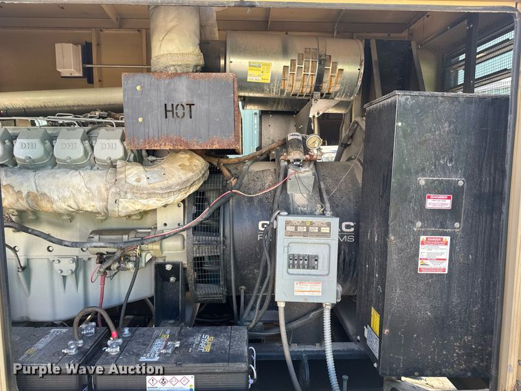 image for item EC3508 2003 Generac Power Systems Douele generator