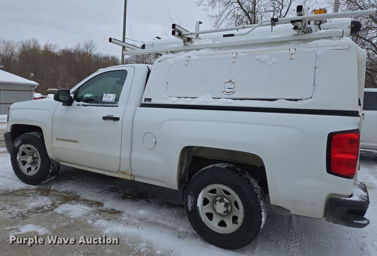 image for item EC4008 2014 Chevrolet Silverado 1500 pickup truck