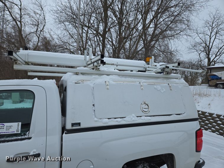 image for item EC4008 2014 Chevrolet Silverado 1500 pickup truck