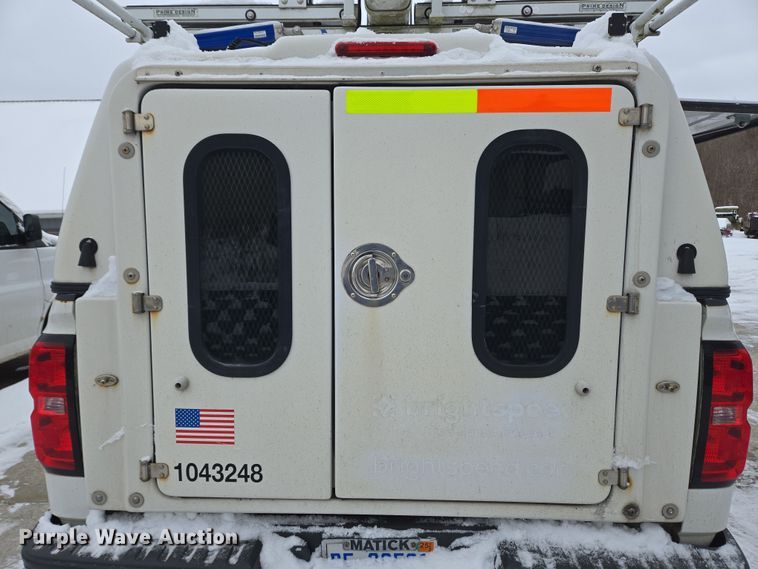 image for item EC4008 2014 Chevrolet Silverado 1500 pickup truck