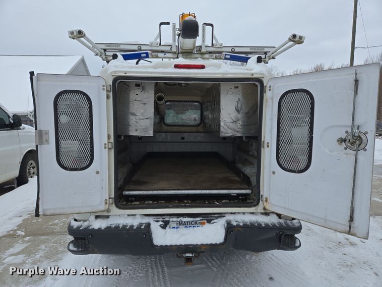 image for item EC4008 2014 Chevrolet Silverado 1500 pickup truck