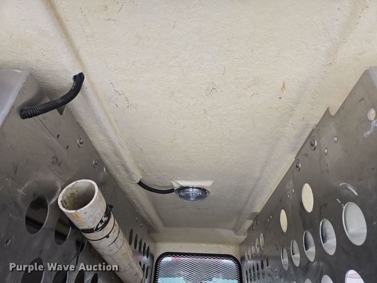 image for item EC4008 2014 Chevrolet Silverado 1500 pickup truck