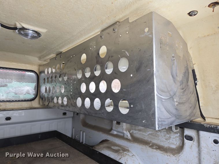 image for item EC4008 2014 Chevrolet Silverado 1500 pickup truck