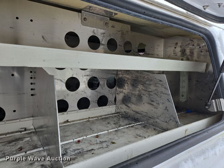 image for item EC4008 2014 Chevrolet Silverado 1500 pickup truck