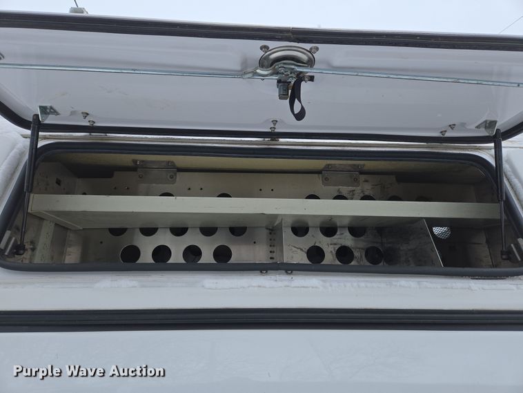 image for item EC4008 2014 Chevrolet Silverado 1500 pickup truck