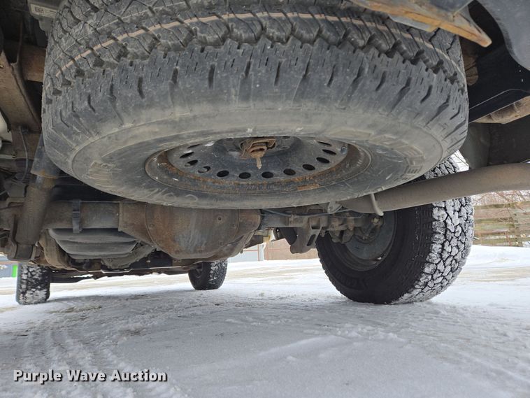 image for item EC4008 2014 Chevrolet Silverado 1500 pickup truck